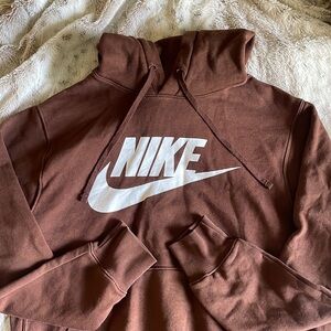 Men's Nike hoodie pullover size small chocolate brown